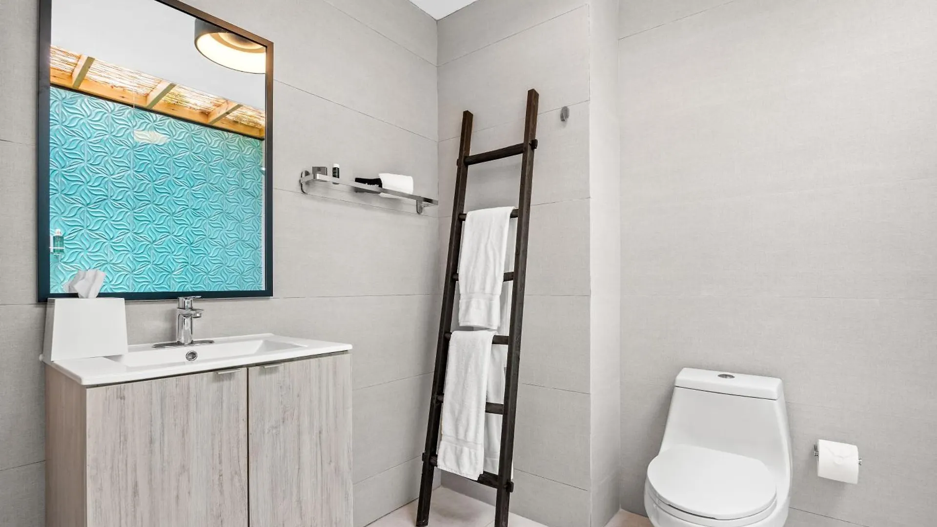 The Weekender By Otium Hotel San Juan
